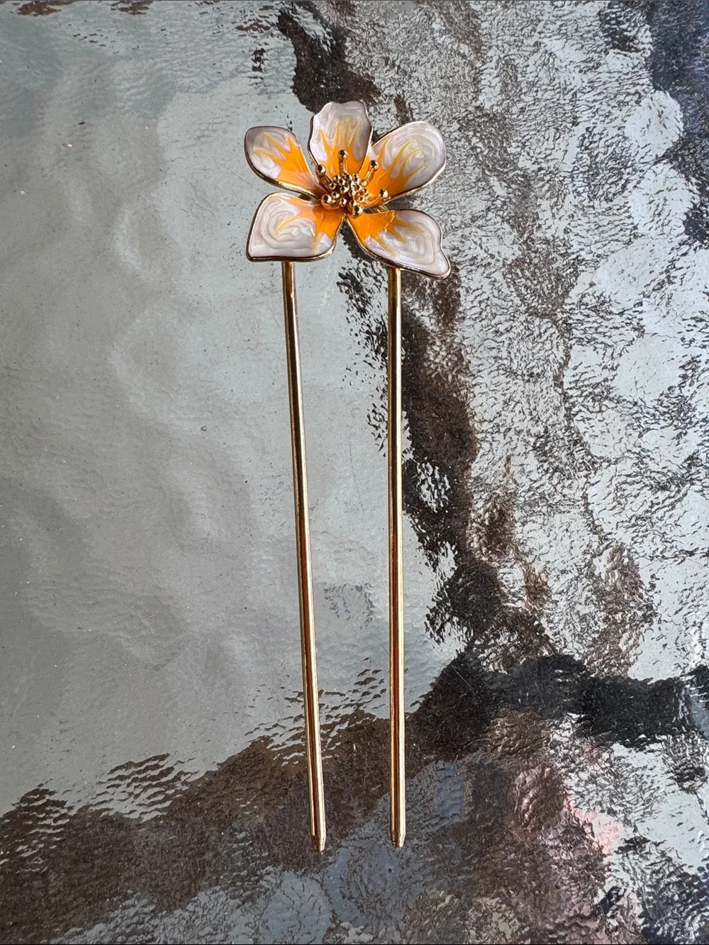 Decorative Floral and Shell Hair Pins Set - Pink, Gold, Cream, Tortoiseshell